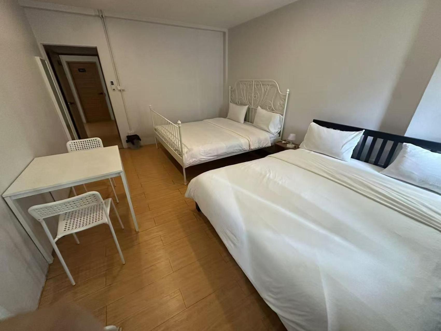 The Cute Silom Hostel Бангкок Экстерьер фото